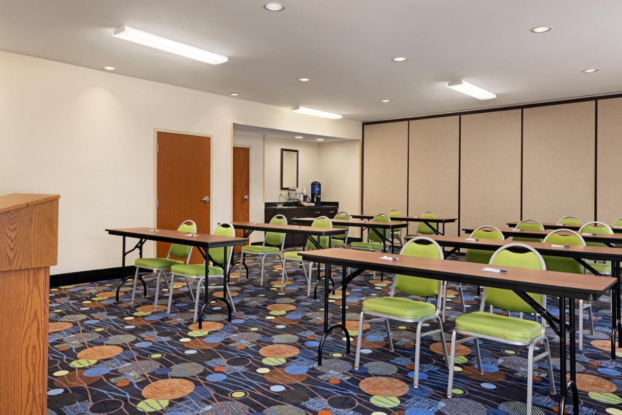Holiday Inn Express Hotel & Suites Edmond By Ihg מראה חיצוני תמונה
