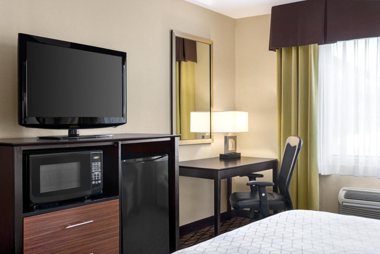 Holiday Inn Express Hotel & Suites Edmond By Ihg מראה חיצוני תמונה