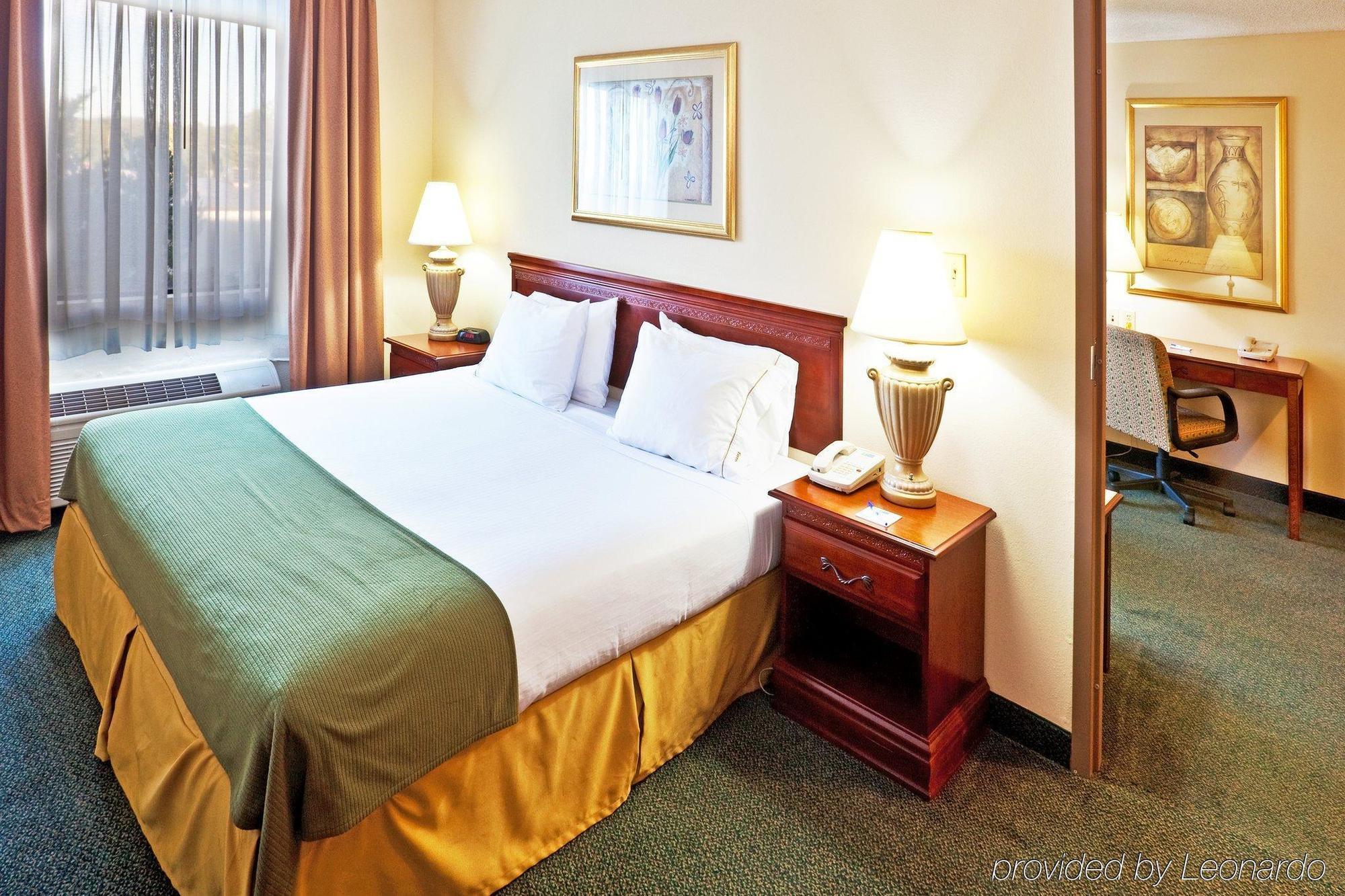 Holiday Inn Express Hotel & Suites Edmond By Ihg חדר תמונה
